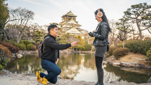 A Surprise Proposal Photoshoot at Osaka Castle Park